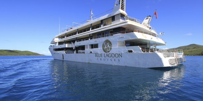 Blue Lagoon Cruise  Fiji Princess